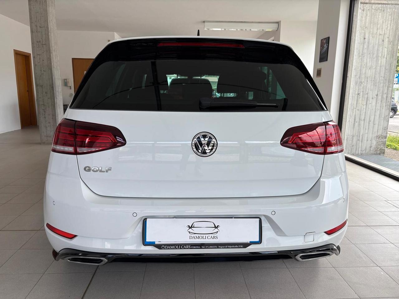 Volkswagen Golf 1.5 TSI 5p. R-LINE