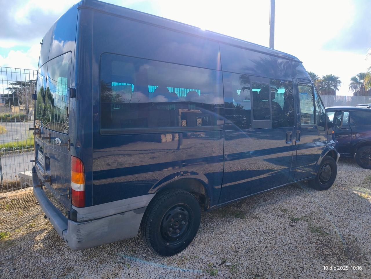 Ford Transit 2.0 TDE FT 300 Tourneo Minibus