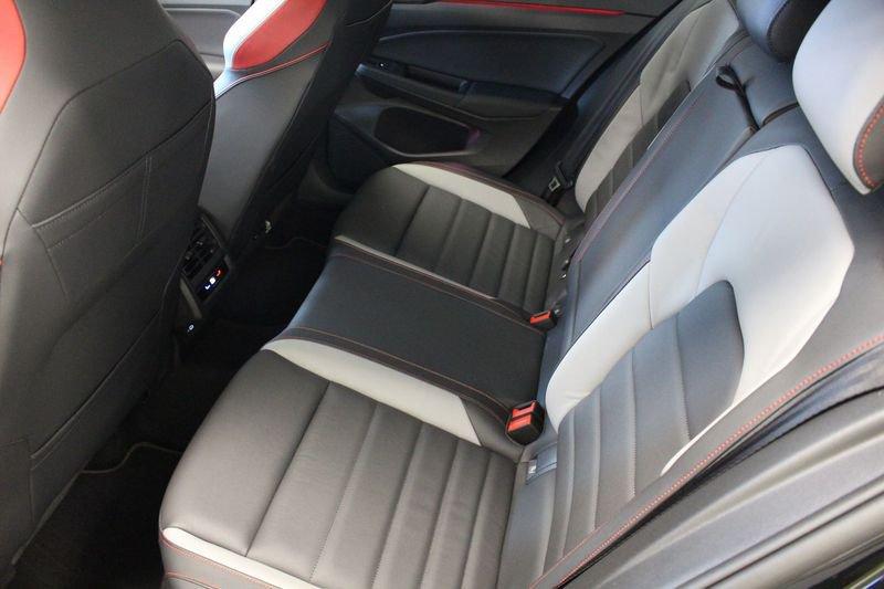Volkswagen Golf Golf 2.0 TSI GTI DSG