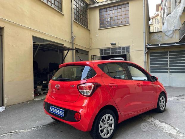 HYUNDAI i10 1.0 MPI Comfort OK NEO PATENTATI!!!