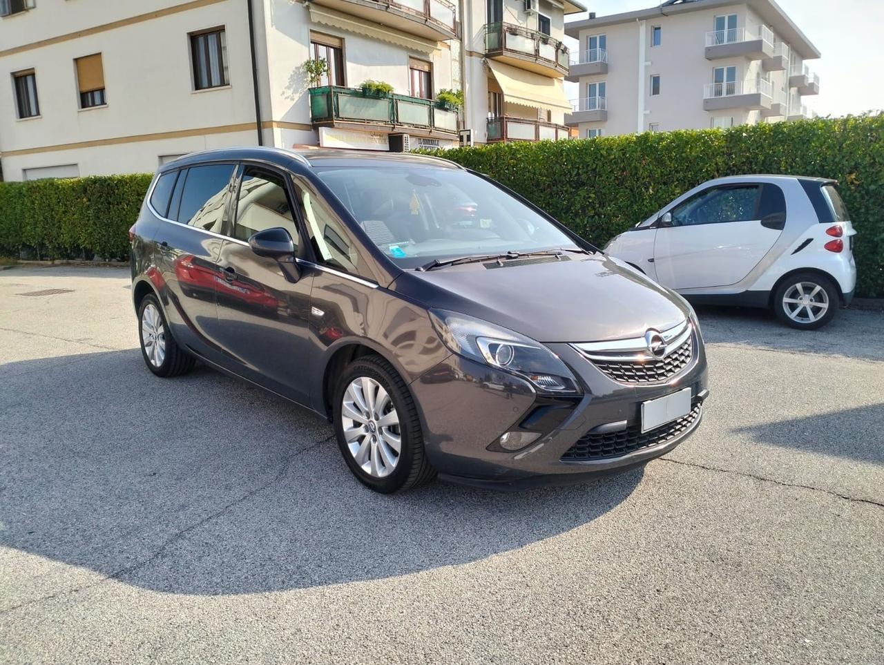 Opel Zafira Tourer 1.4 Turbo 140CV GPL Cosmo