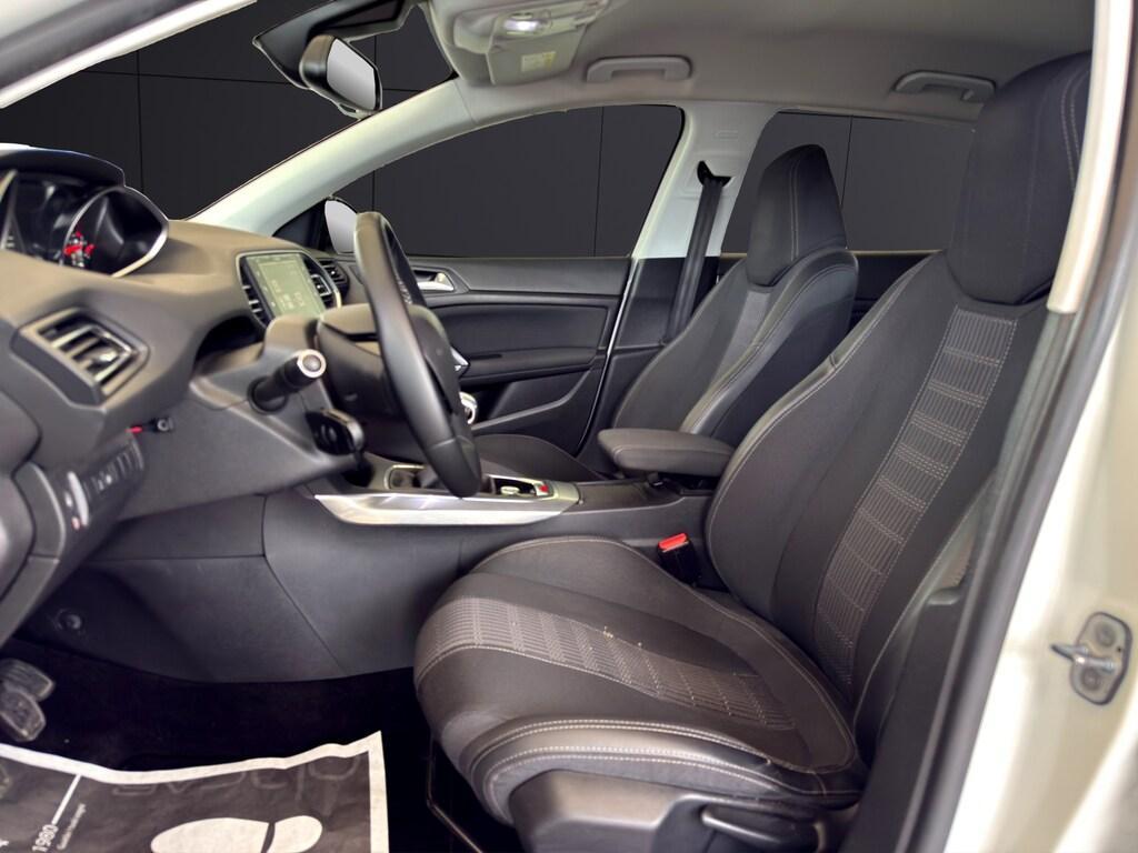Peugeot 308 5p 1.5 bluehdi Business s&s 130cv