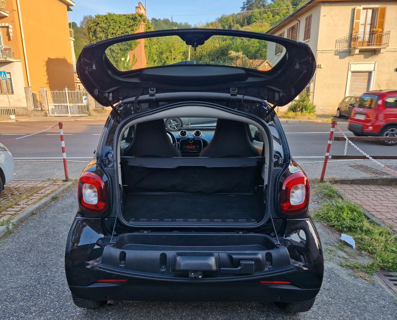 smart forTwo 1.0 7CV "60.300 km" AUTOMATICA, Bluetooth, Cruise