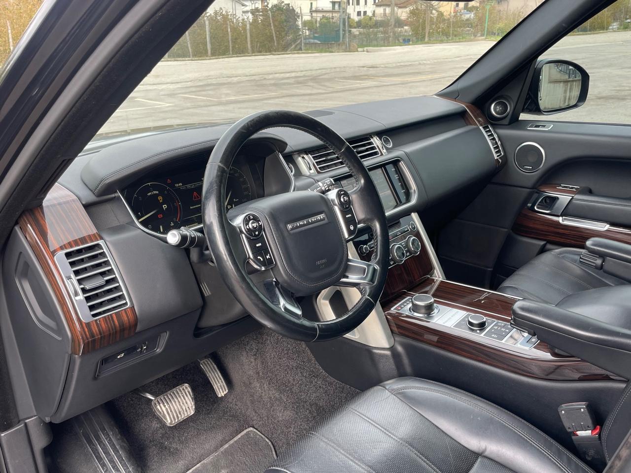 Land Rover Range Rover VOGUE 3.0 SDV6 HSE Dynamic