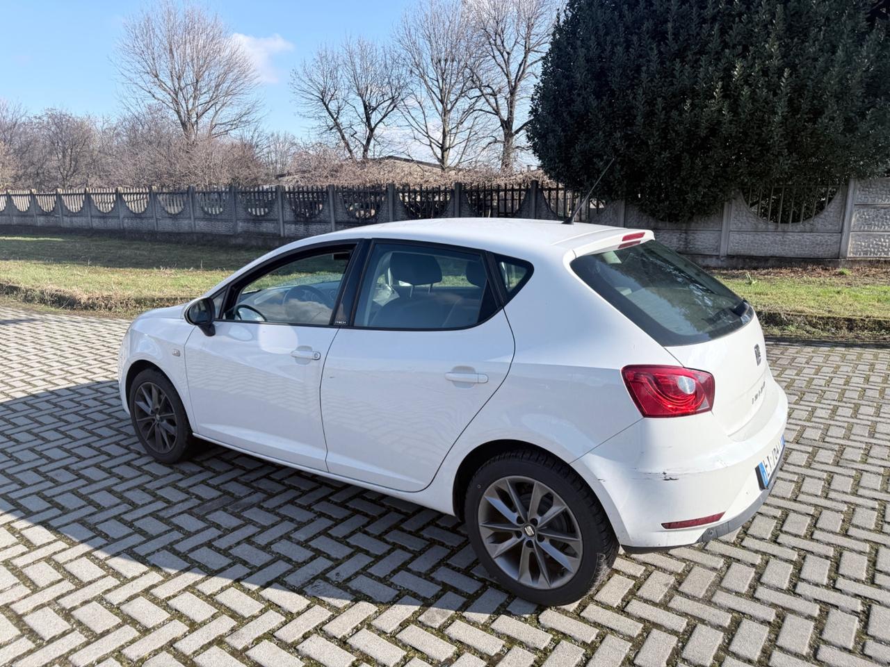 Seat Ibiza 1.2 70 CV 5 porte Business High