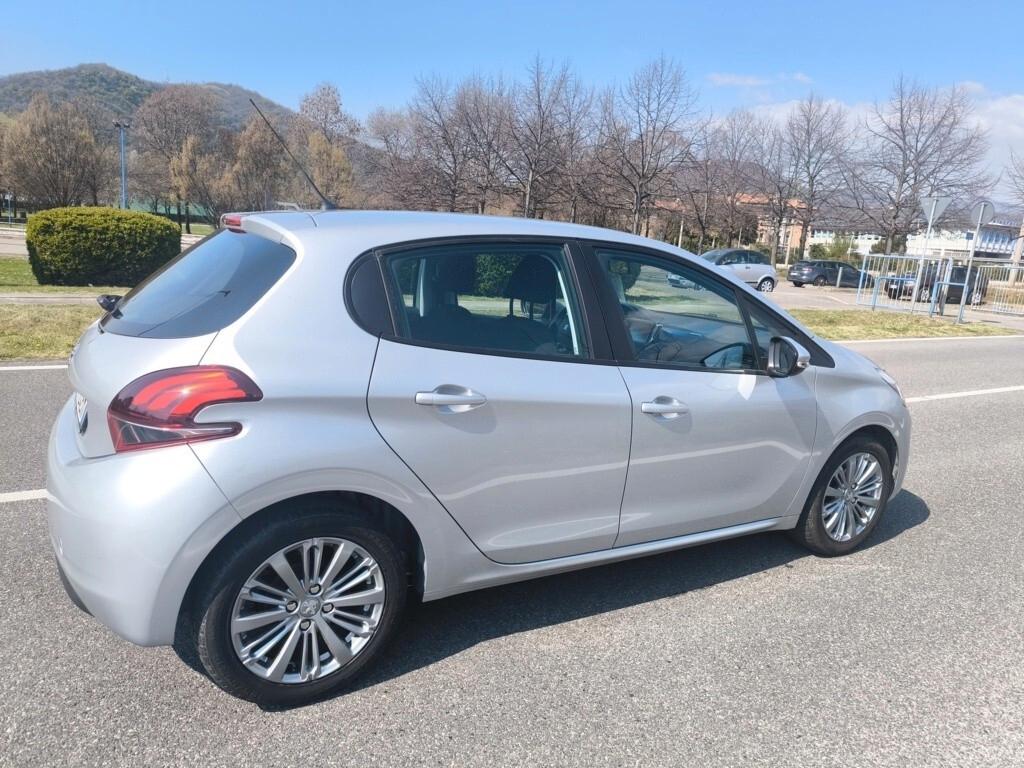 PEUGEOT 208 1,2 BENZ- KM 70000-UNIPROPRIETARIO-EURO 6