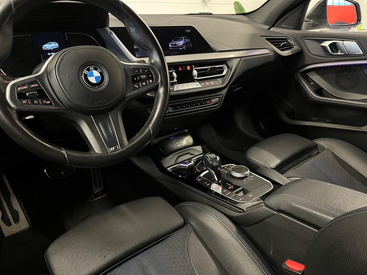 Bmw 118 118d 5p. Msport