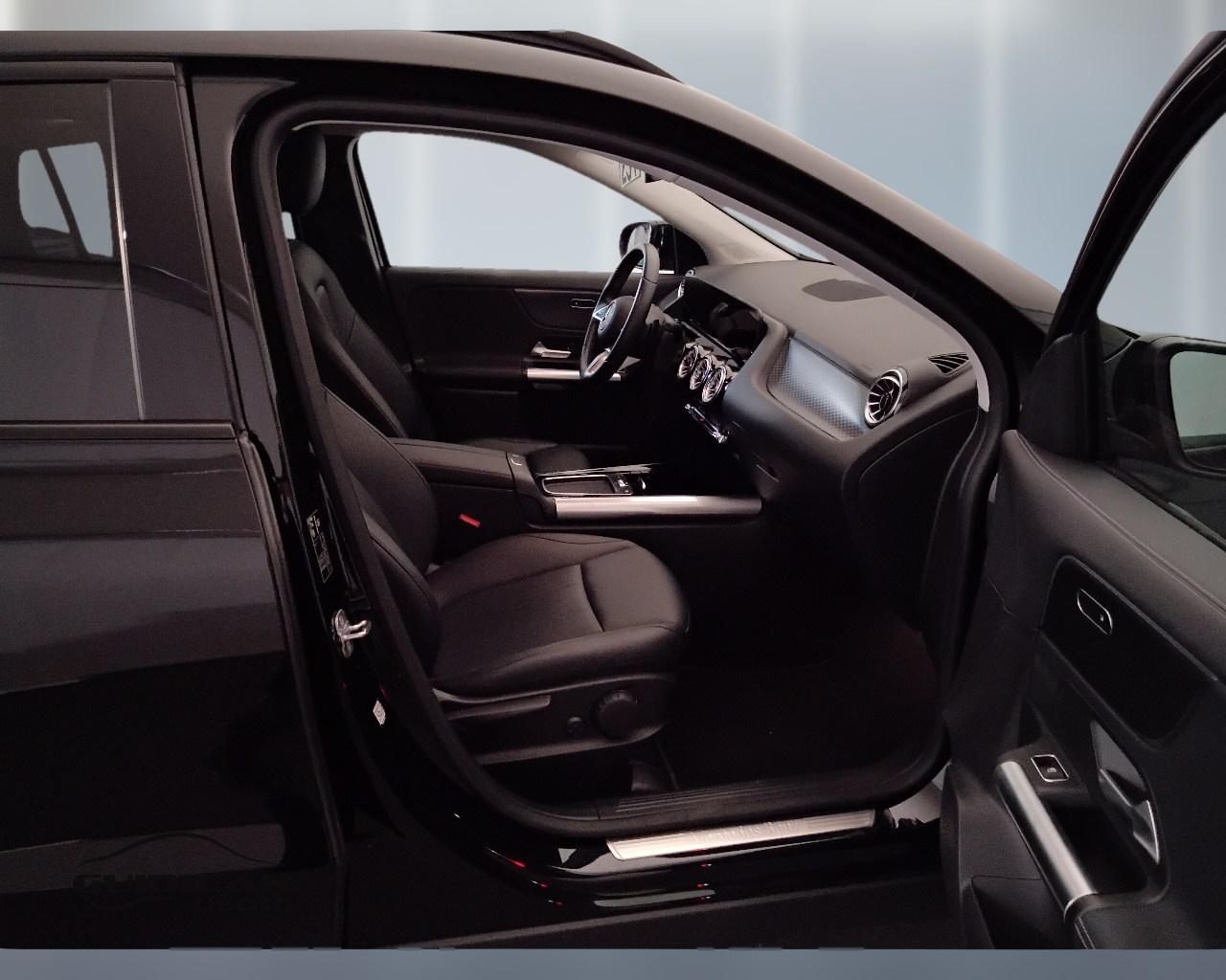 Mercedes-Benz GLA-H247 2023 - GLA 180 d Progressive Advanced Plus auto