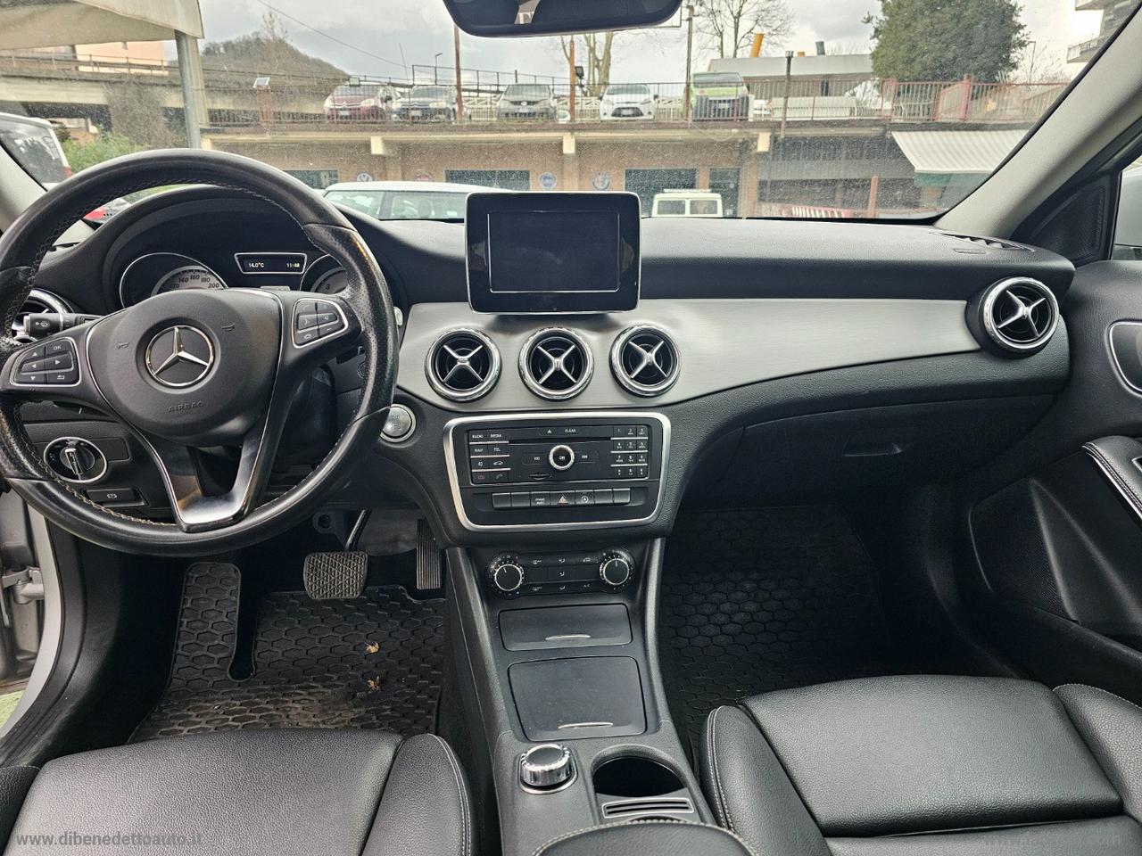 MERCEDES-BENZ GLA 200 CDI Automatic 4Matic Sport