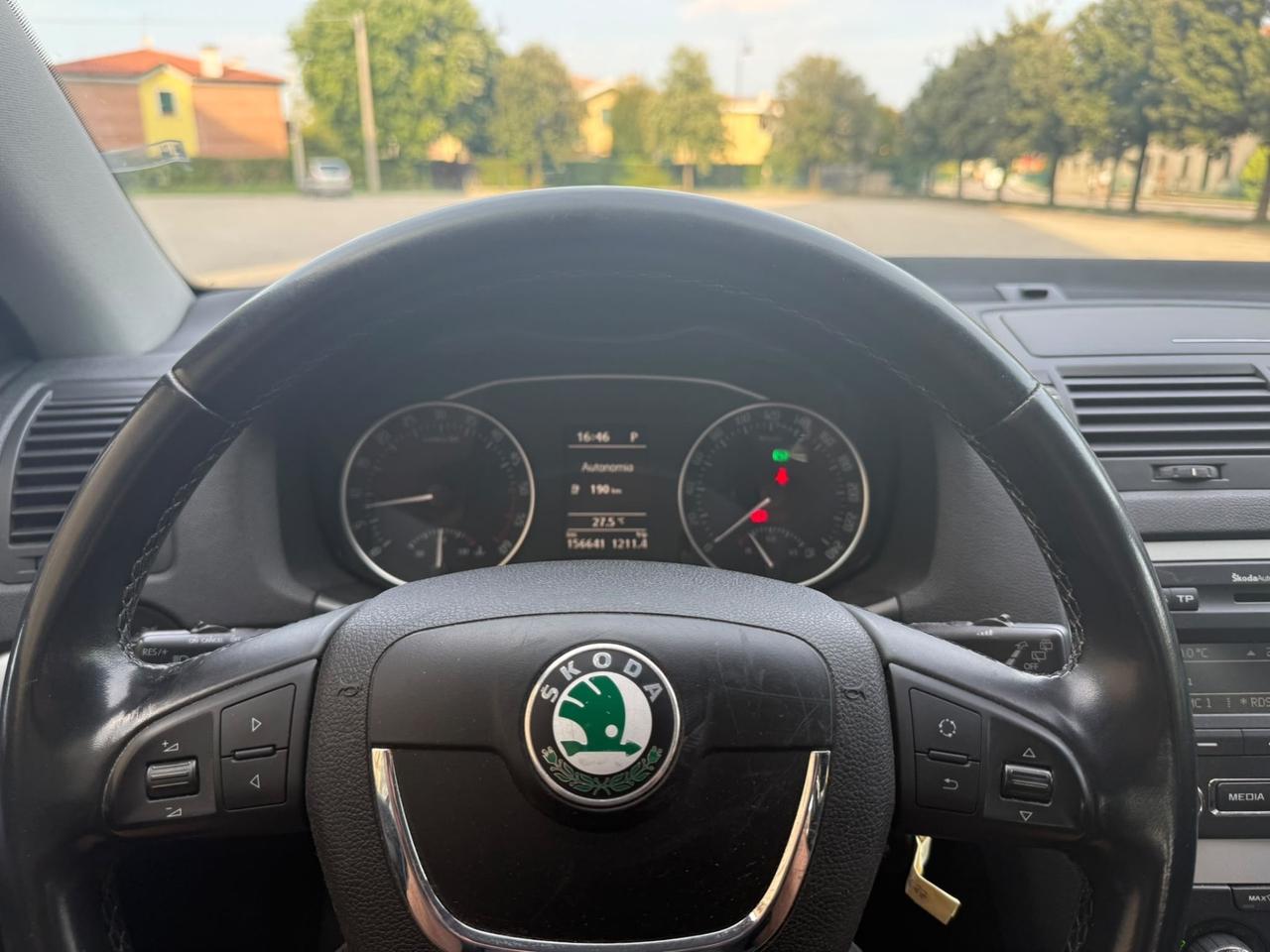 Skoda Octavia 1.6 TDI CR F.AP. DSG Wagon Elegance