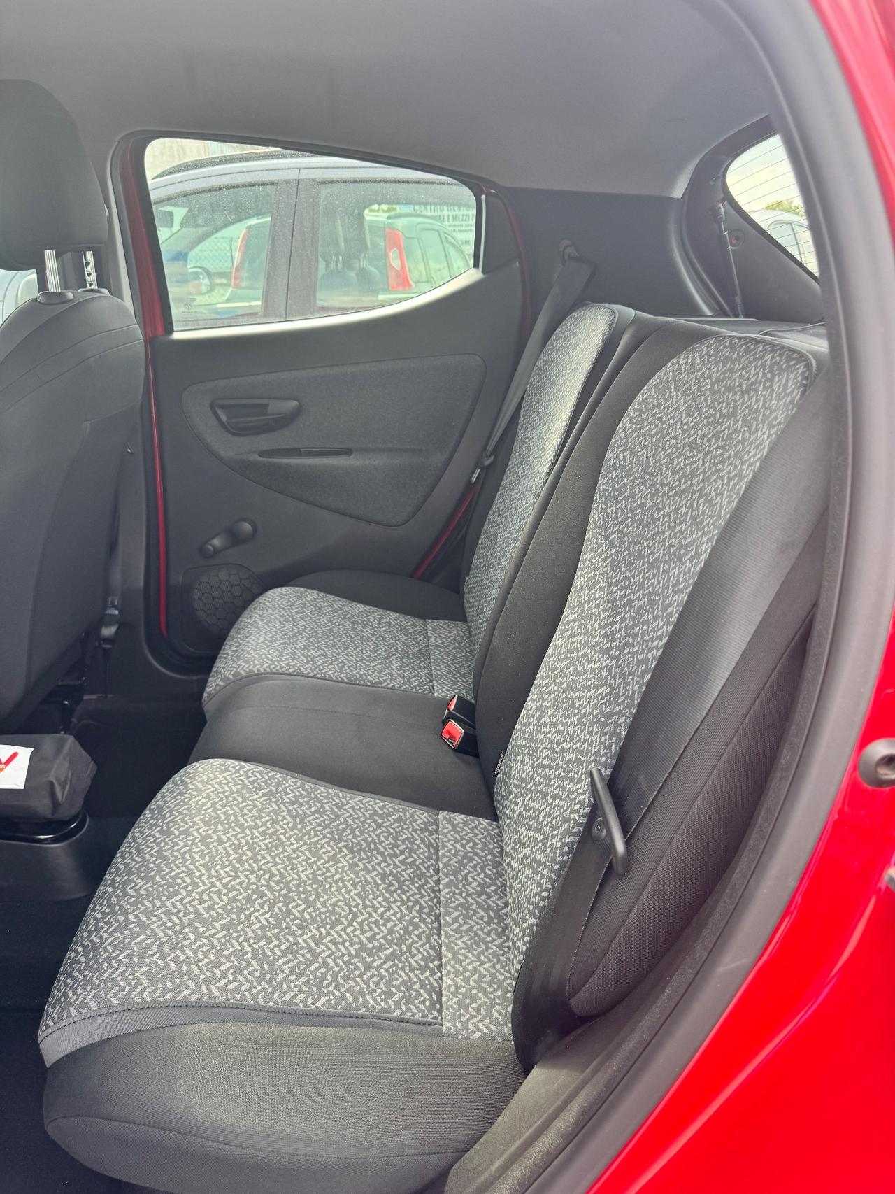 Lancia Ypsilon 1.0 FireFly 5 porte Hybrid GARANTITA