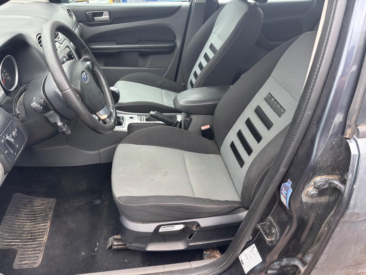 Ford Focus 1.6 TDCi (90CV) Station wagon