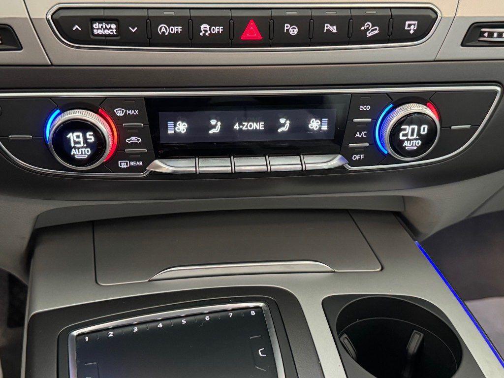 Audi Q7 3.0 TDI 272 CV quattro S-line Tetto Matrix Schermi