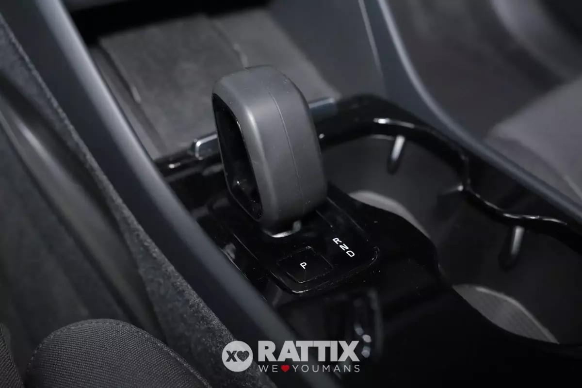 Volvo XC40 motore elettrico 175kW Recharge Pure Plus Auto