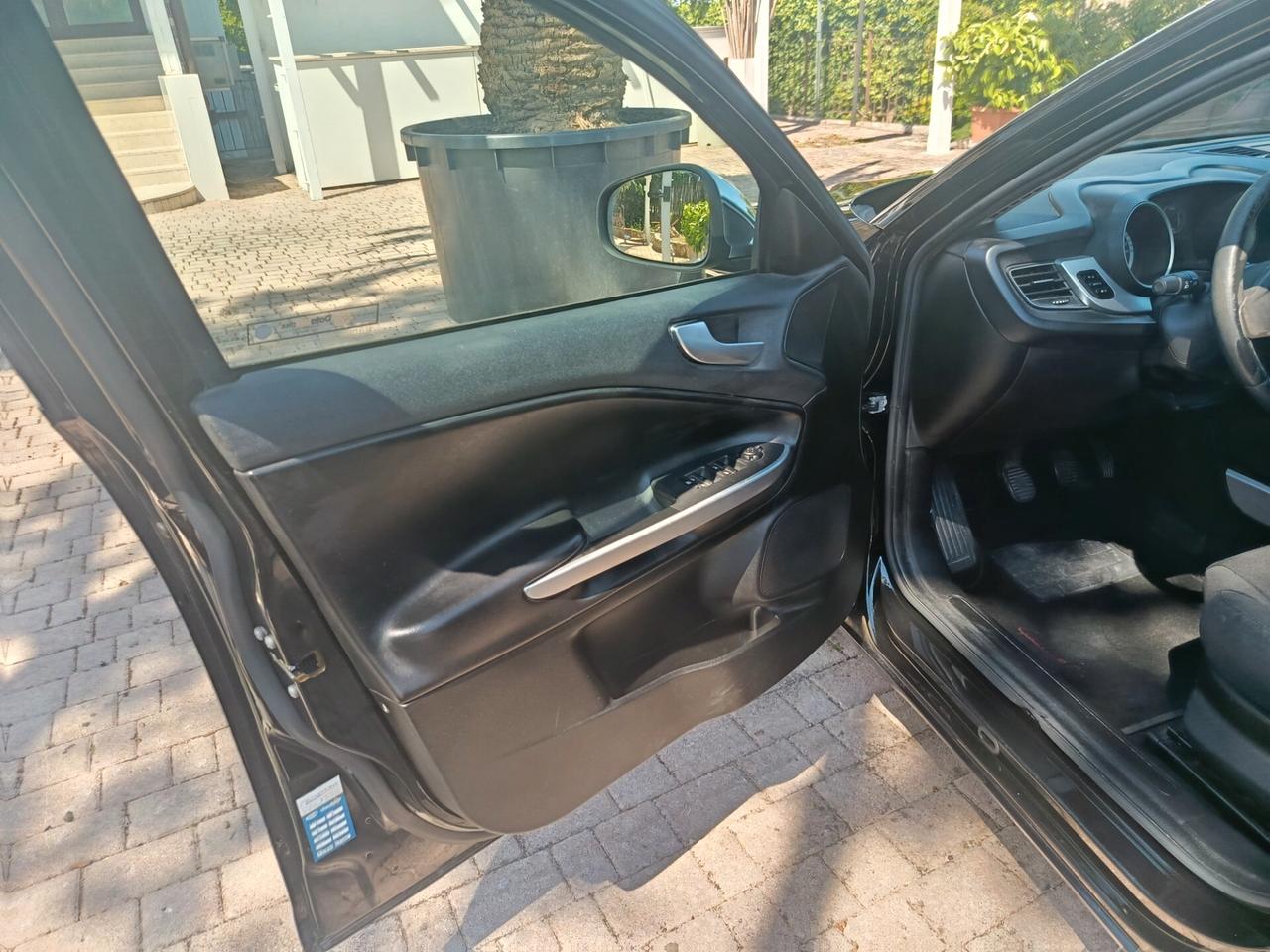 Alfa Romeo Giulietta 1.6 JTDm-2 105 CV Exclusive