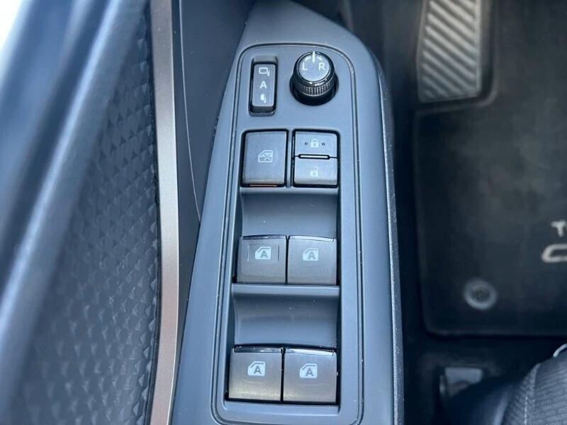 Toyota C-HR 1.8 Hybrid E-CVT Active