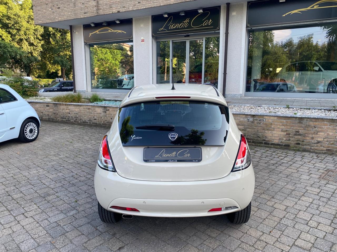 Lancia Ypsilon 1.2 69 CV 5 porte GPL Ecochic Gold