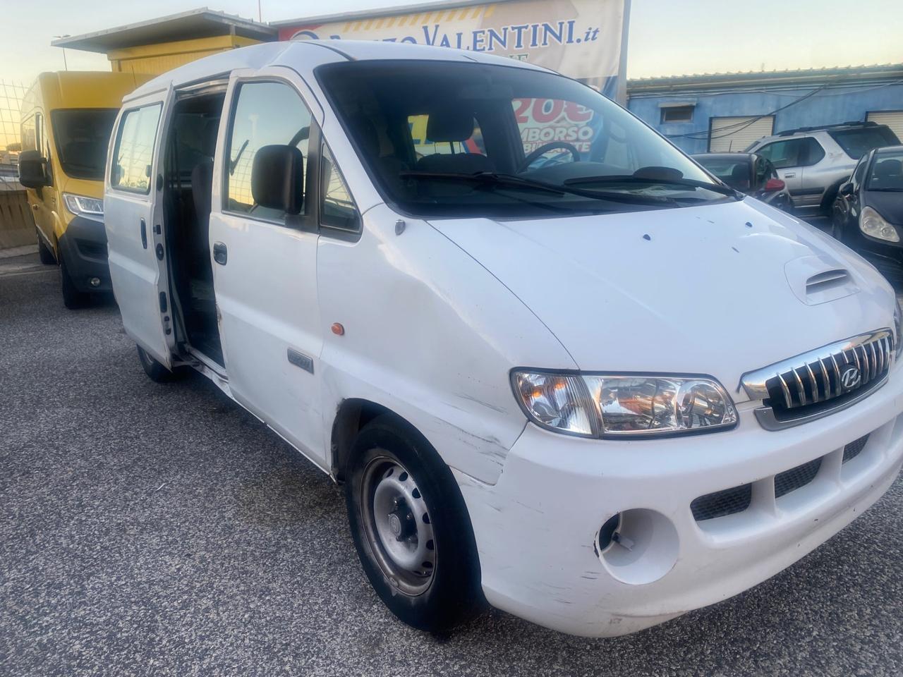 Hyundai H-1 2.5 CRDI PL 6 posti Van Style