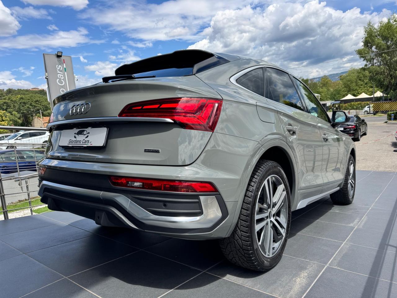 Audi Q5 SPB 40 TDI quattro S tronic line plus 204cv grigio nardo’