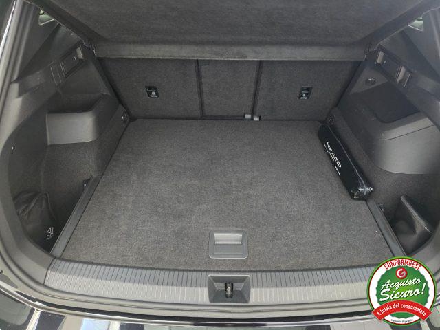 VOLKSWAGEN Tiguan 2.0 TDI 150 CV DSG R-Line