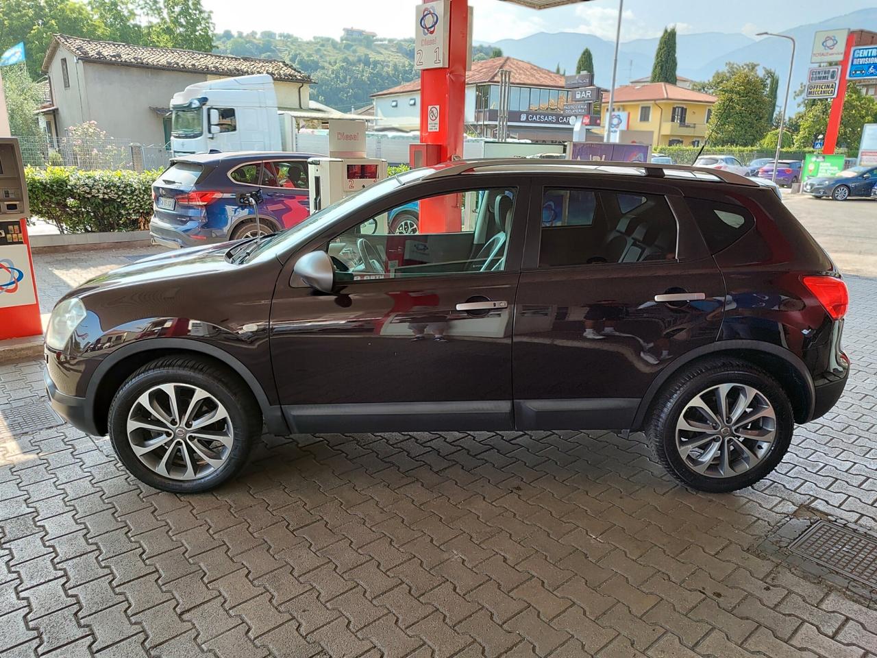 Nissan Qashqai 2.0 dCi 4WD MANUTENZIONE COMPLETA