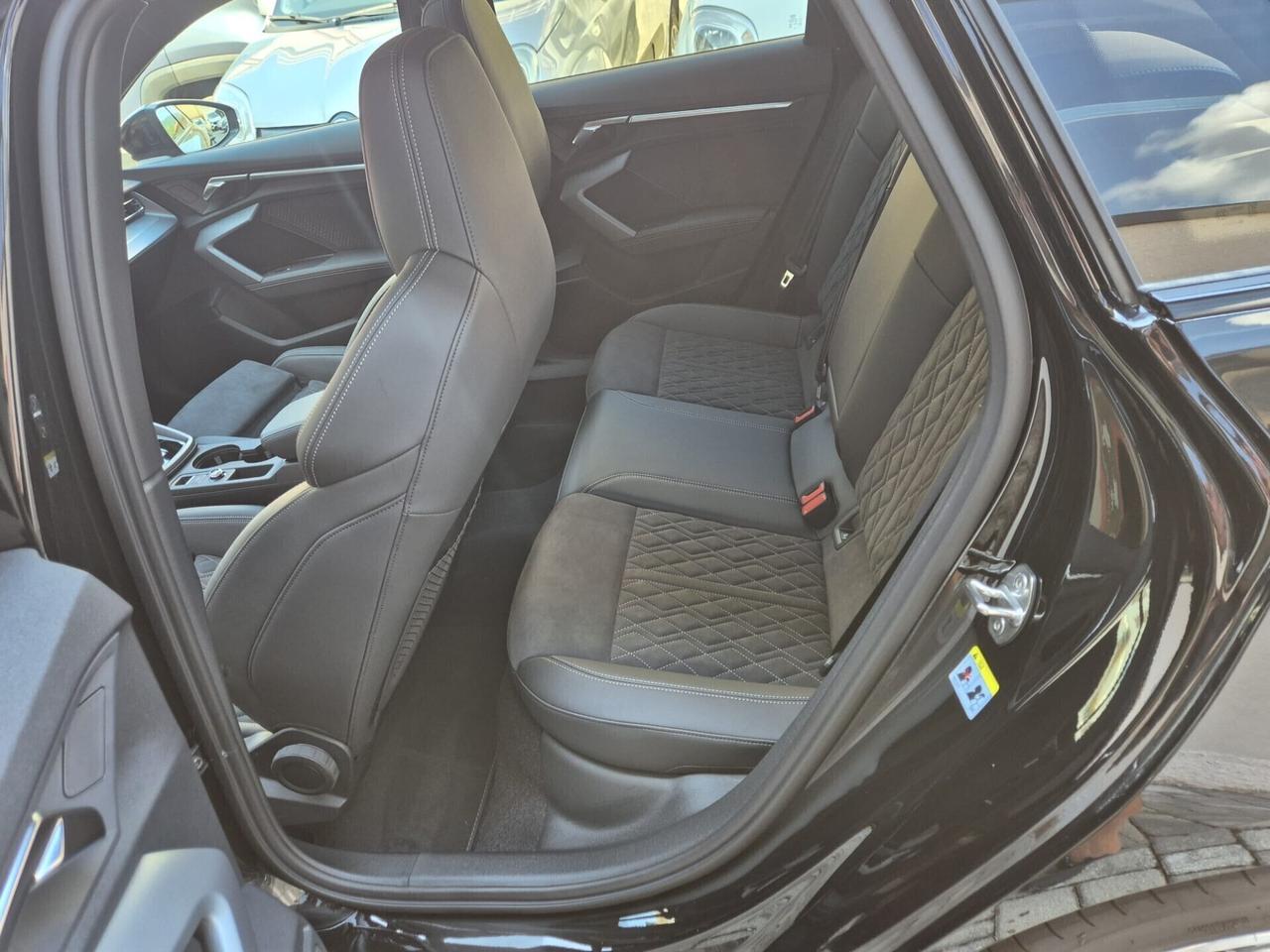 Audi S3 Sportback 2.0 tfsi quattro s-tronic 333CV