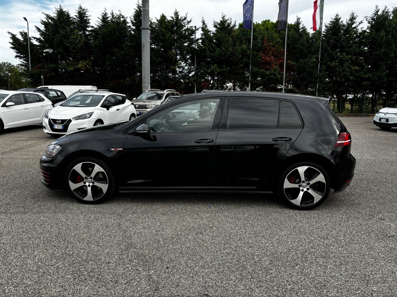 Volkswagen Golf GTI 2.0 TSI 5p. BlueMotion Technology - 2013