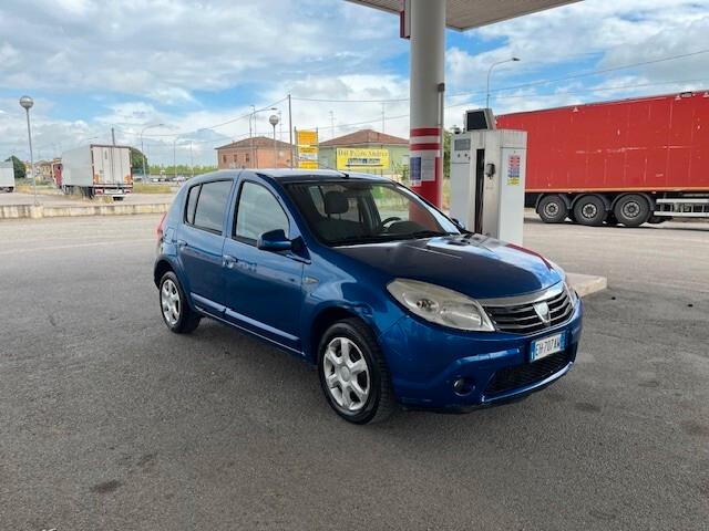 Dacia Sandero 1.4 8V GPL Lauréate