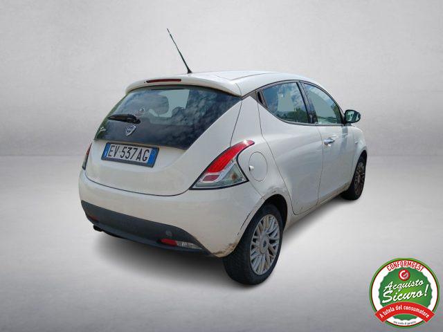 LANCIA Ypsilon 1.2 69 CV 5 porte Gold