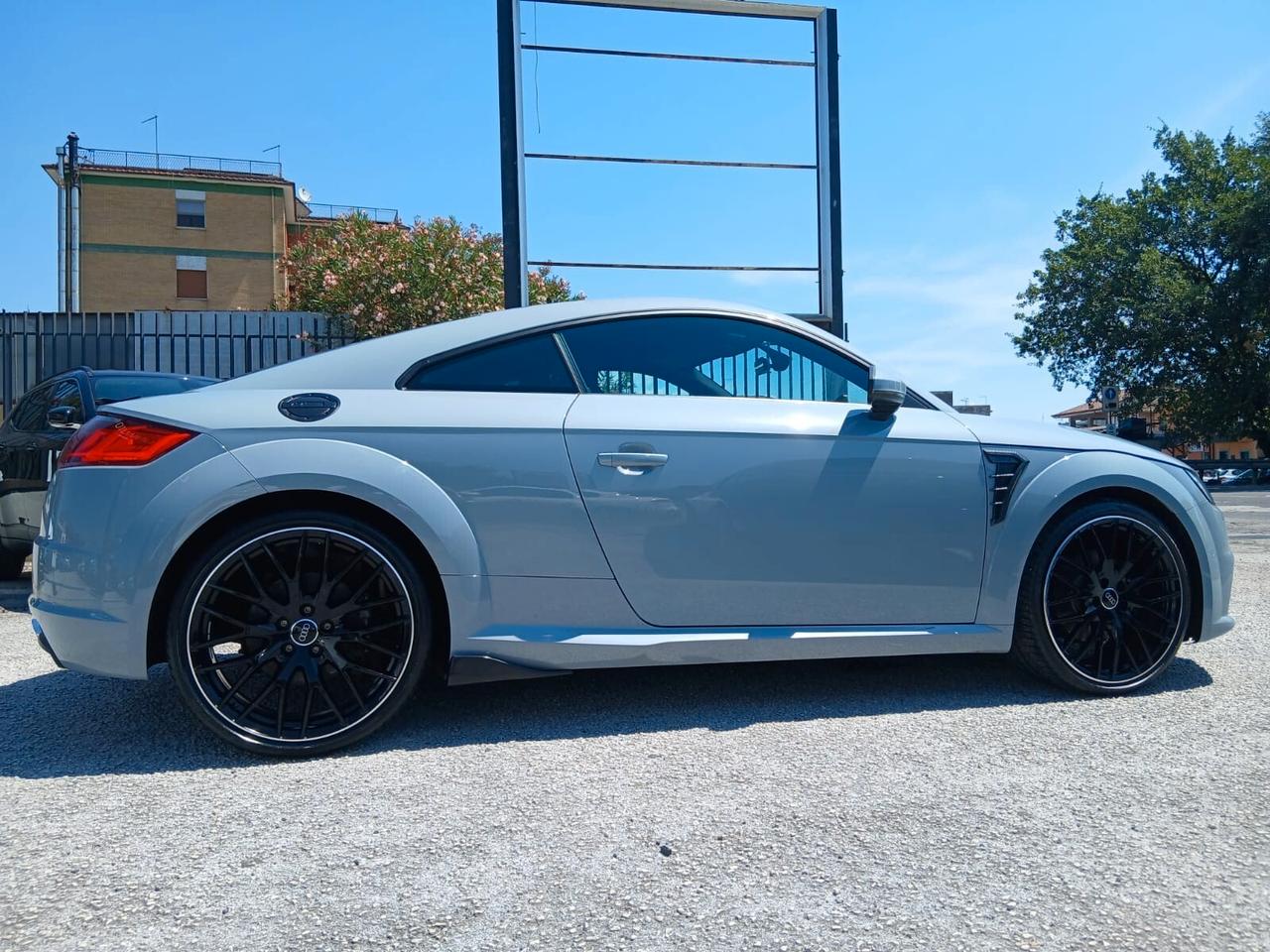 Audi TT Coupé 40 TFSI S tronic