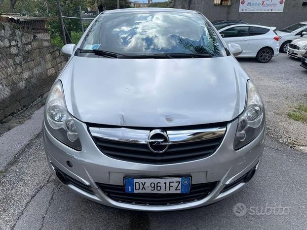 Opel Corsa 1.2 80CV 5 porte GPL-TECH Club