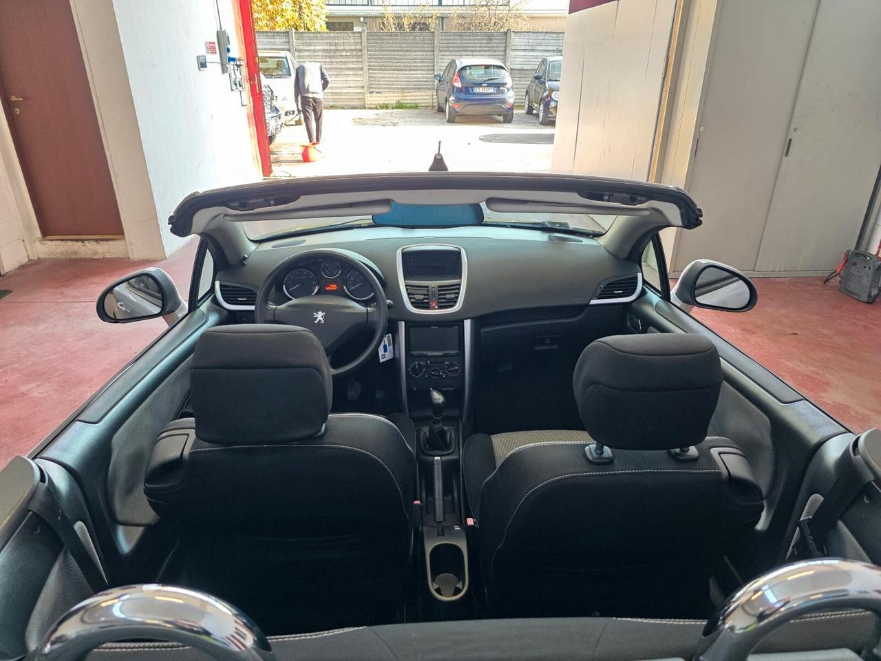 Peugeot 207 CC 1.6 VTI 120CV ROLAND GARROS NEOPAT