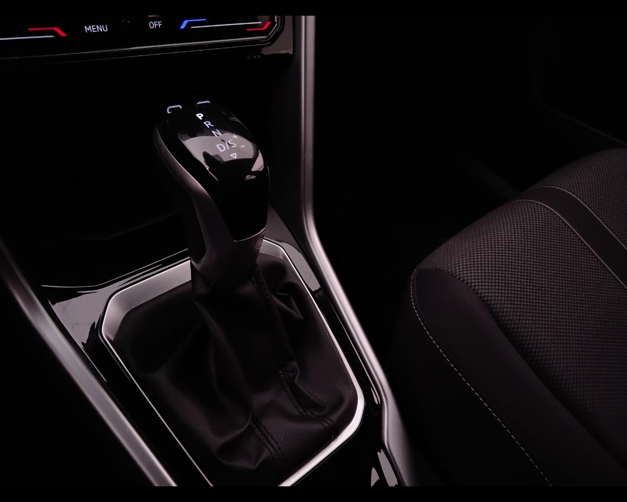 VOLKSWAGEN T-Roc 2022 - T-Roc 1.5 tsi Life dsg