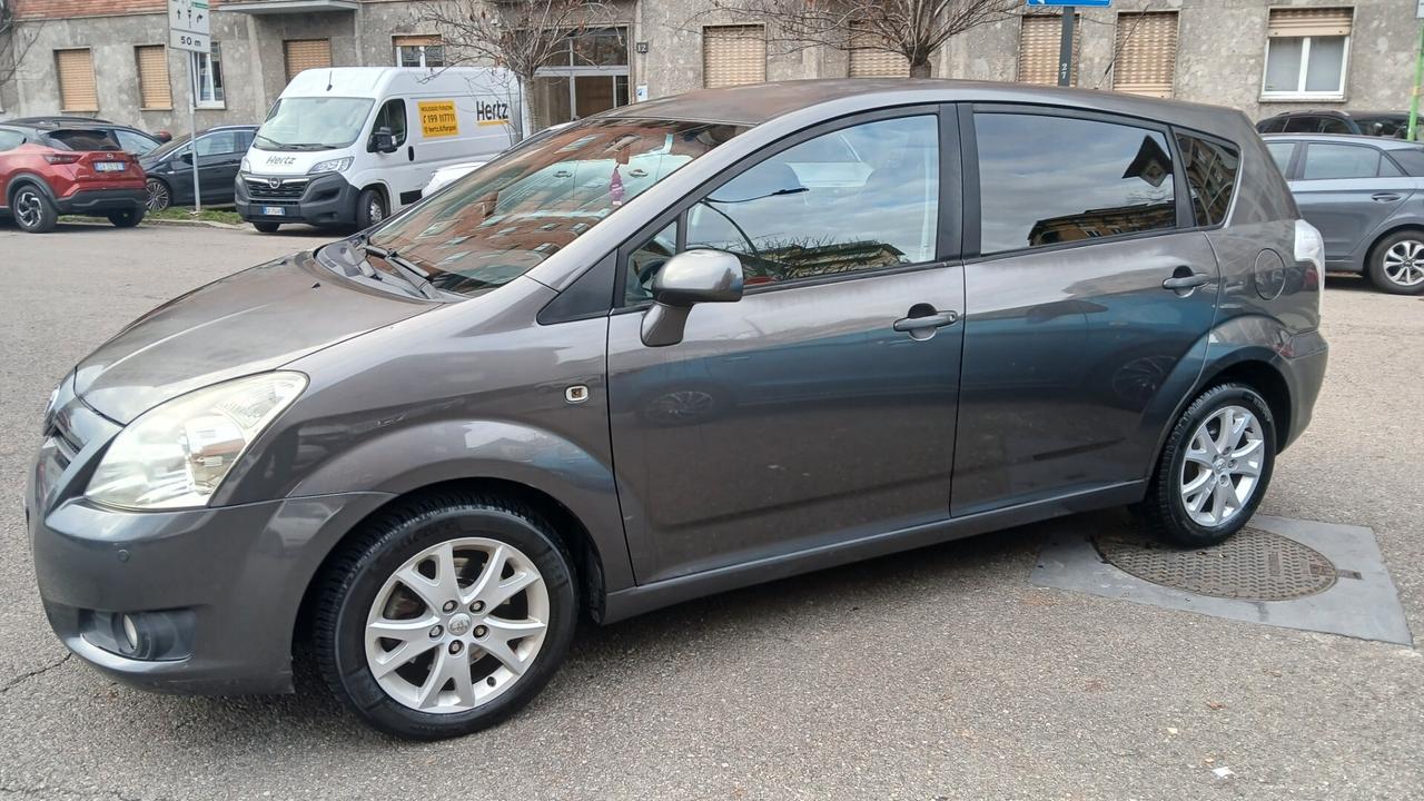 Toyota Verso 1600 BENZINA 5 POSTI