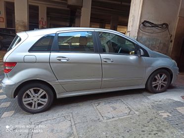 Mercedes-benz B 200 CDI Premium