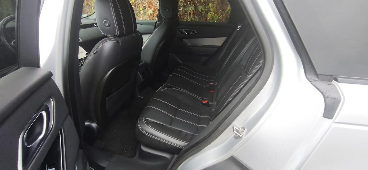 Land Rover Range Velar 2.0D I4 240 CV R-Dynamic