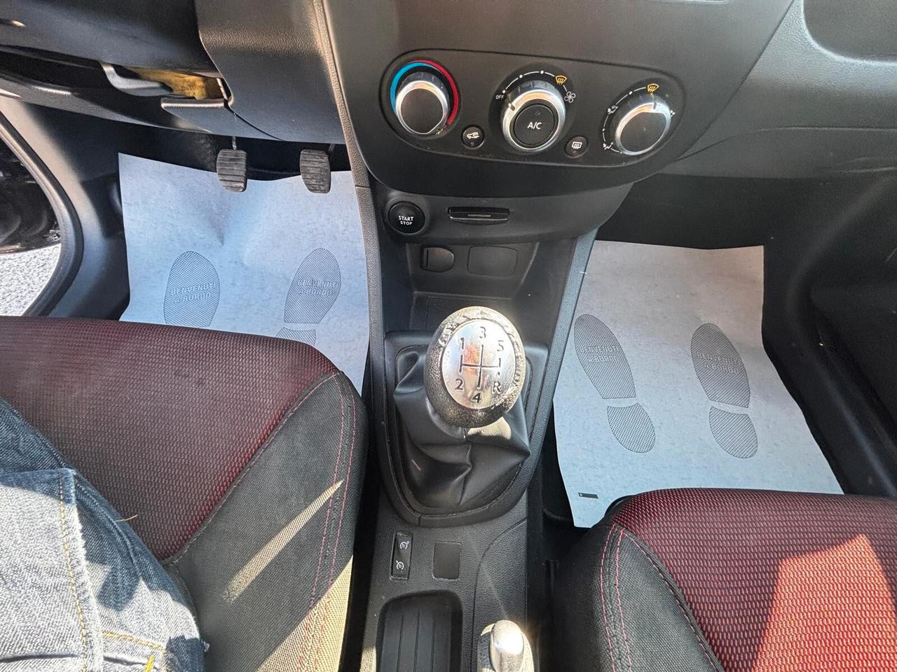 Renault Clio 1.5 dCi 8V 75CV 5 porte Wave