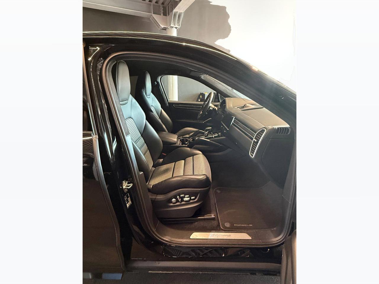 PORSCHE Cayenne Coupe 2019 - Cayenne Coupe 3.0 tiptronic