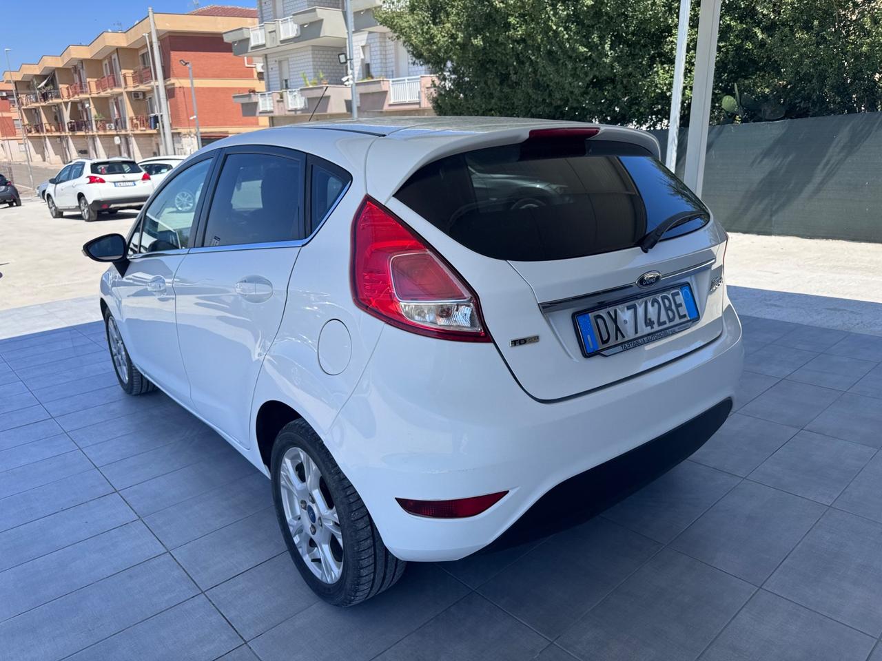 Ford Fiesta 1.4 TDCi 5p. Titanium