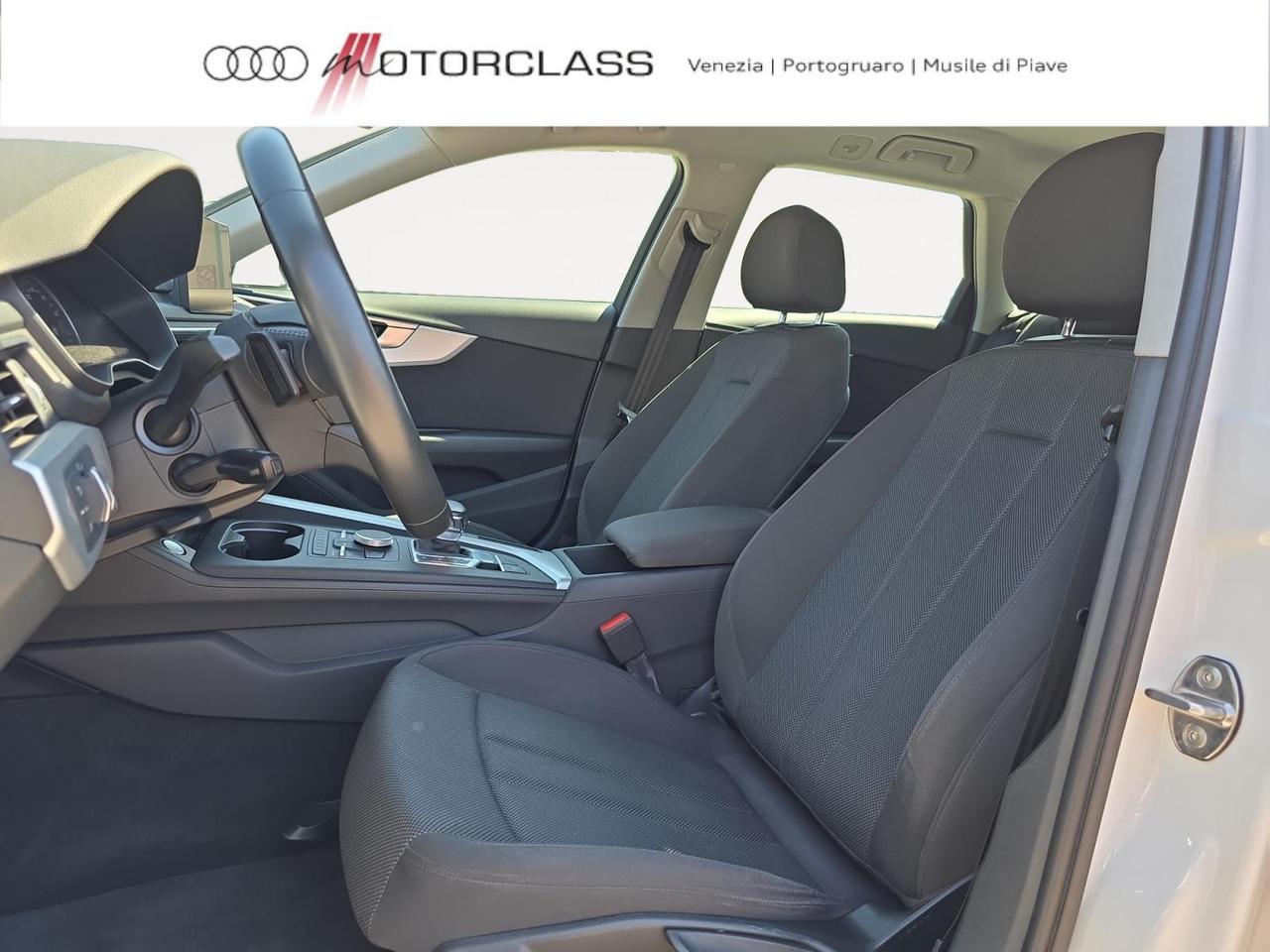 Audi A4 avant 30 2.0 tdi 122cv business s tronic my16