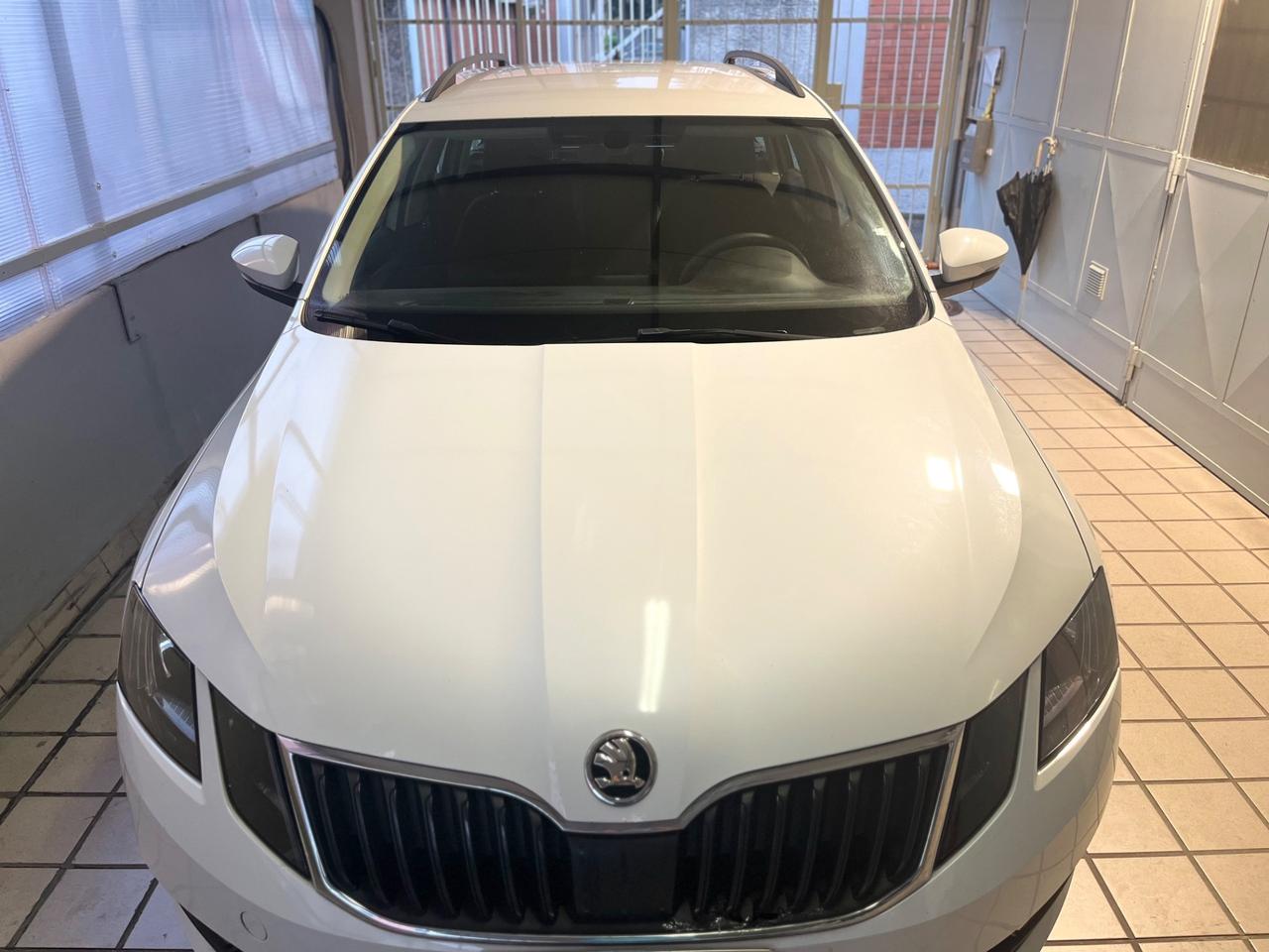 Skoda Octavia 1.4 TSI Wagon Ambition G-Tec