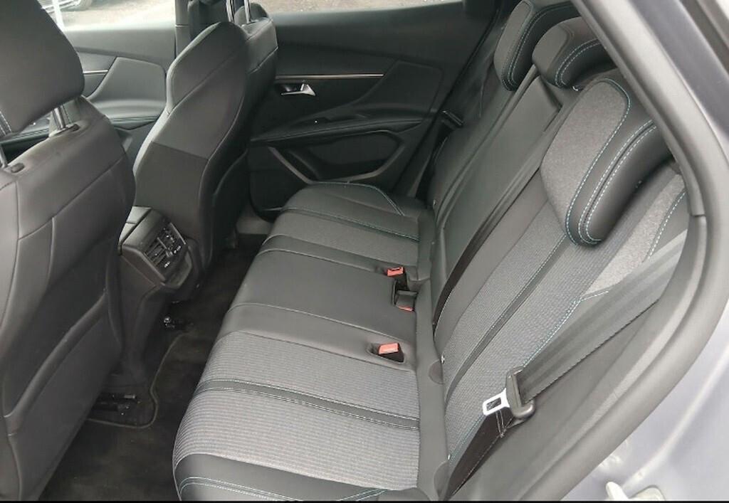 PEUGEOT 3008 1.5 BLUEHDI 131CV EAT8 SeS ALLURE ( FARI LED - I-COCKPIT - NAVI - MIRROR - SENSORI POST. )