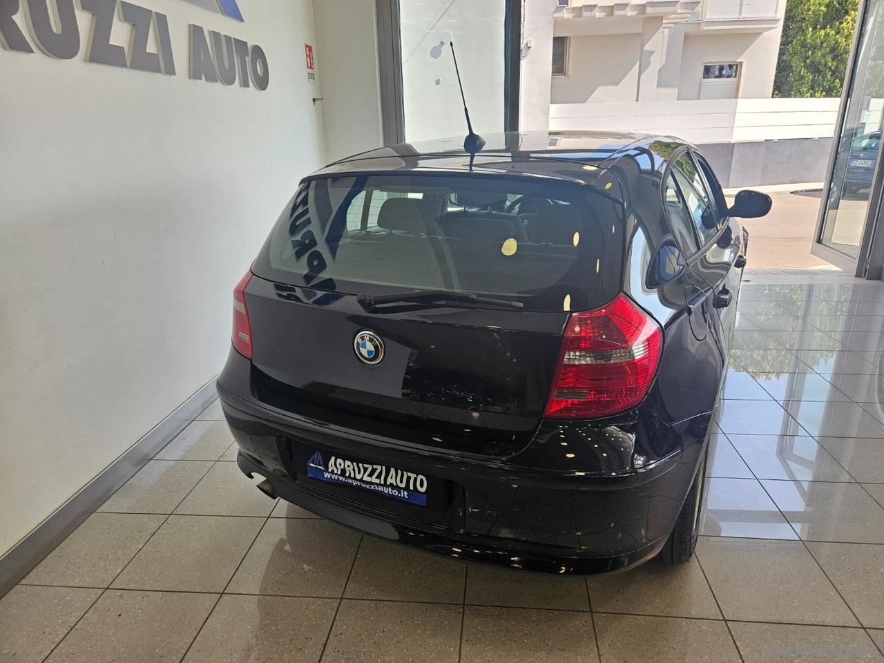 BMW 118d 5p.