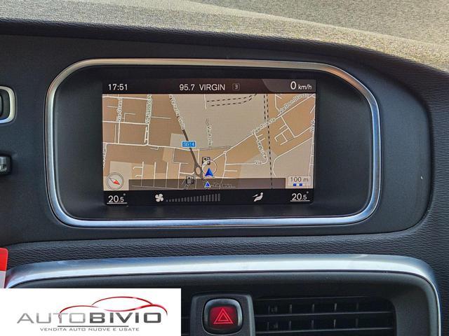 VOLVO V40 D2 Momentum