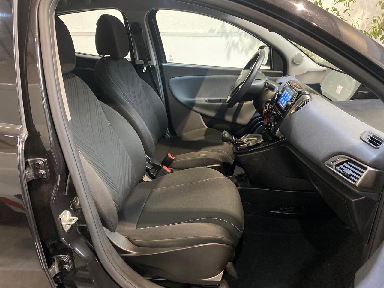 LANCIA YPSILON 1.0 FIREFLY 5 porte Hybrid *GOLD* 3/2023 57MILAKM