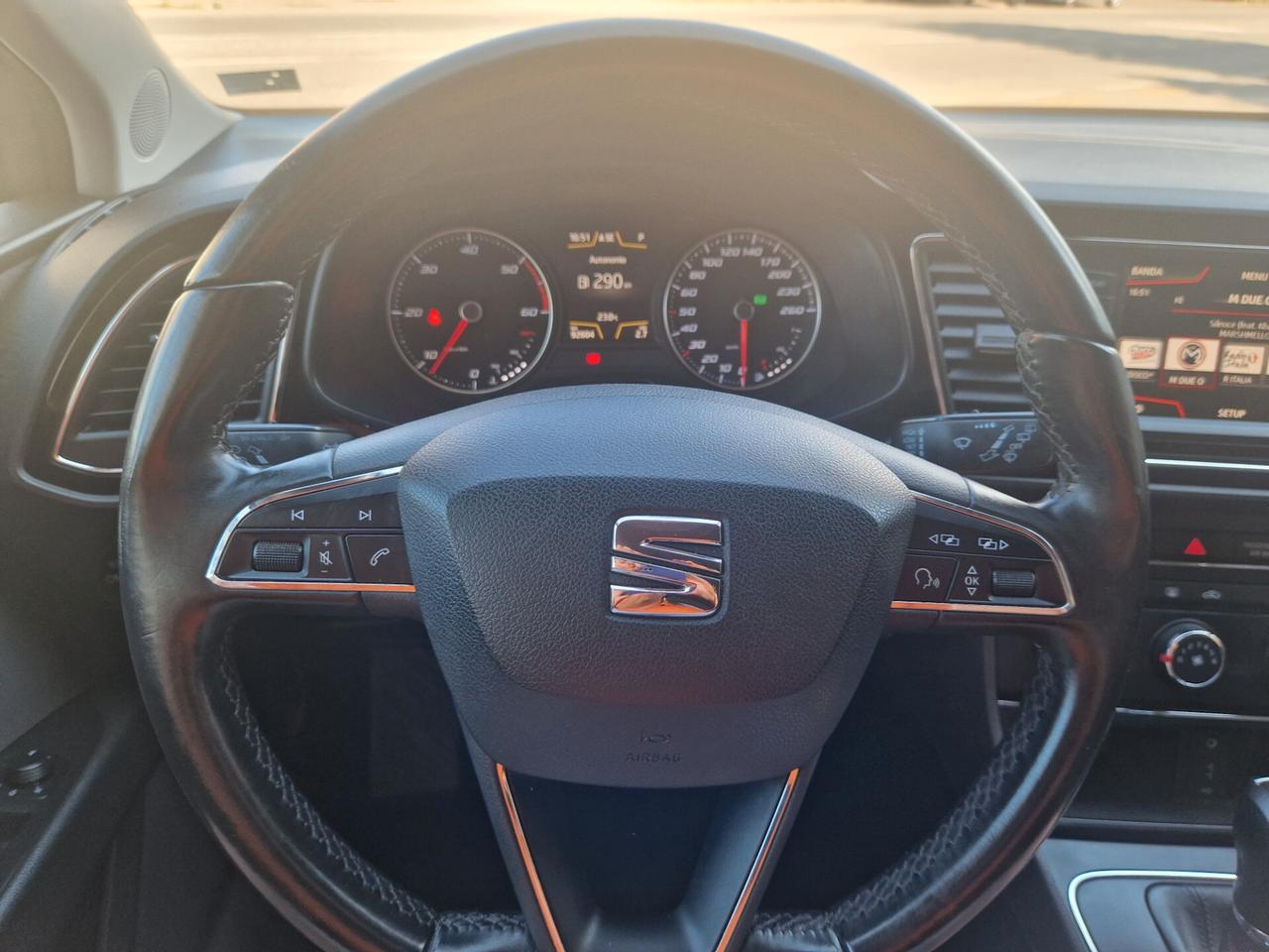 SEAT Leon ST 1.6tdi 110cv DSG Style Business / NAVI / FARI LED