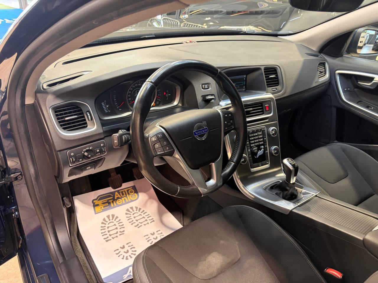 Volvo S60 D4 R-design Momentum unico proprietario