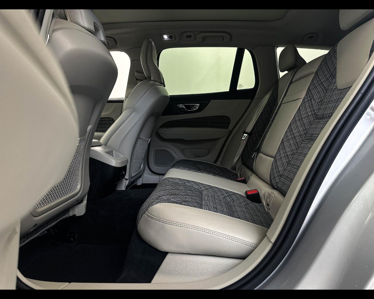 VOLVO V60 D3 Geartronic Business Plus