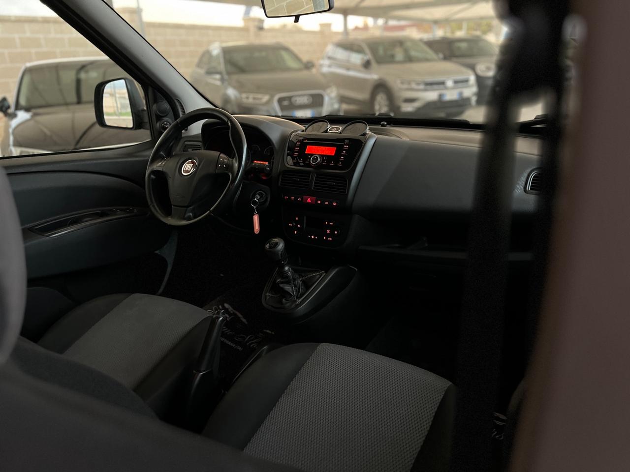 Fiat Doblò 1.6 MJT 16V 105 Cv Dynamic 7 POSTI