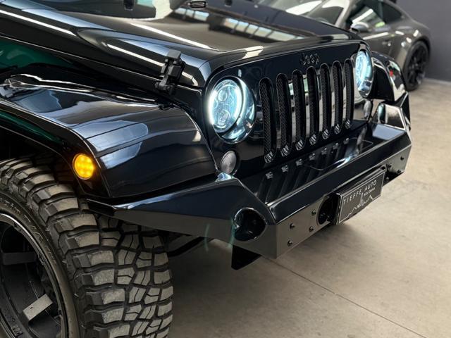 JEEP Wrangler Unlimited 2.8 CRD DPF Sahara Auto